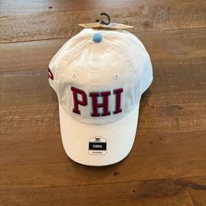 Fan Favorite MLB Cooperstown Classic White Phillies  Baseball Cap